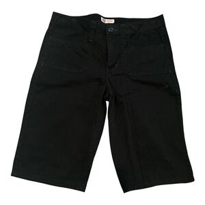 Faded Glory -Size 8
Black Knee-Length Bermuda Shorts